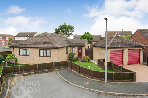 3 bedroom detached bungalow for sale, Forties Close, Caister-on-sea, Great Yarmouth