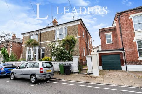 5 bedroom maisonette to rent, Stafford Road, Southsea