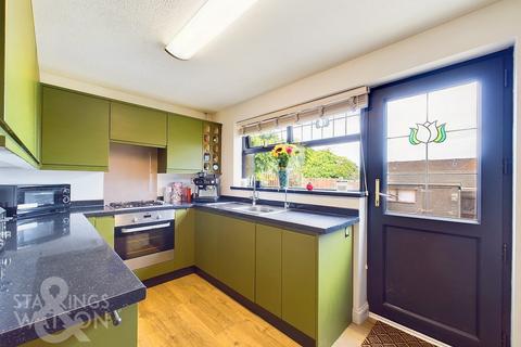 2 bedroom end of terrace house for sale, Field View Gardens, Beccles