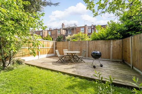Flat B, 76 Rathcoole Gardens, London, N8 9PG