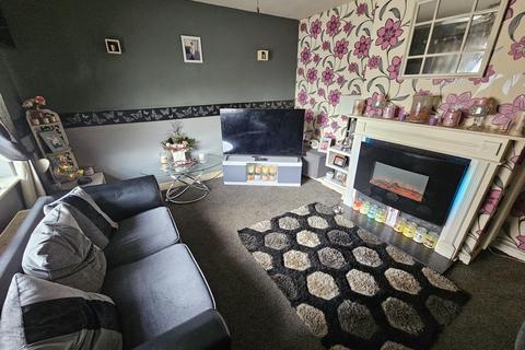 3 bedroom end of terrace house for sale, Clifton Close, Heywood, OL10 3AS