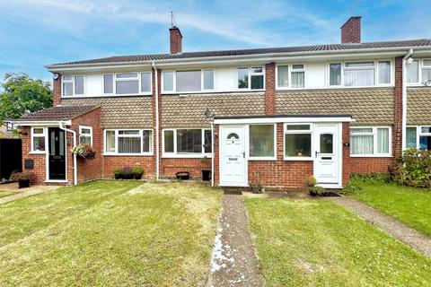 3 bedroom terraced house for sale, Cookfield Close, Dunstable