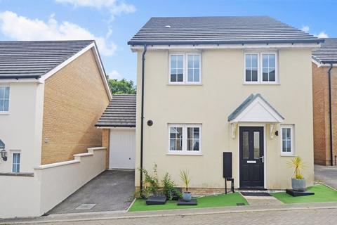 4 bedroom detached house for sale, Centenary Way, Truro TR3