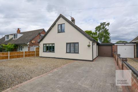4 bedroom chalet for sale, Post Office Road, Norwich NR12