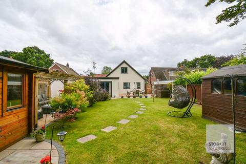 4 bedroom chalet for sale, Post Office Road, Norwich NR12