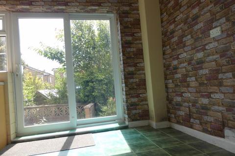 3 bedroom semi-detached house for sale, Lindale Rise, Oldham OL2