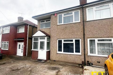 3 bedroom semi-detached house to rent, Warwick Avenue, South Harrow