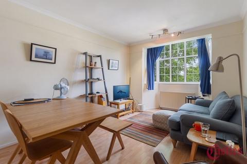 2 bedroom apartment for sale, Cecile Park, N8