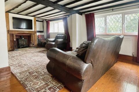 2 bedroom semi-detached house for sale, Crawley Road, Horsham