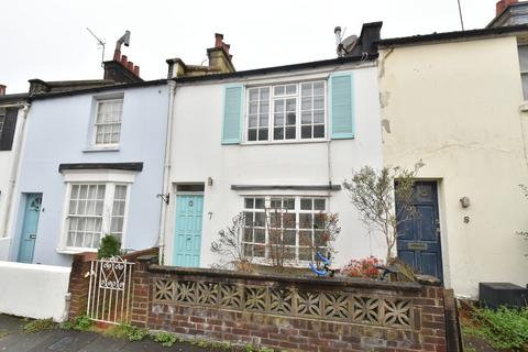 2 bedroom terraced house to rent, Cheltenham Place, Brighton