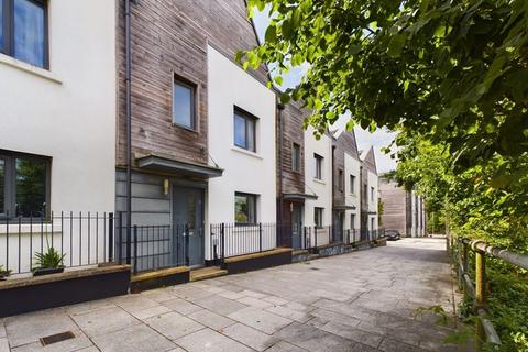 3 bedroom terraced house for sale, Heartlands Pool - Well presented family home, chain free sale