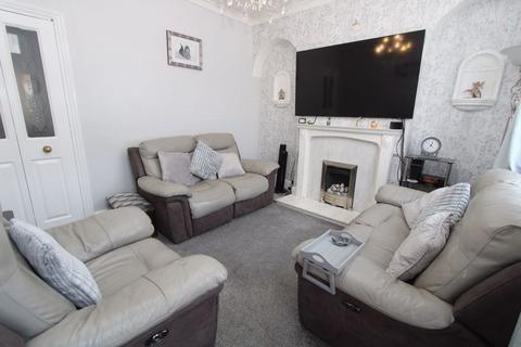 3 bedroom end of terrace house for sale, Newick Street, Dudley DY2