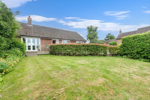 3 bedroom detached bungalow for sale, Hillside, Farningham, Kent