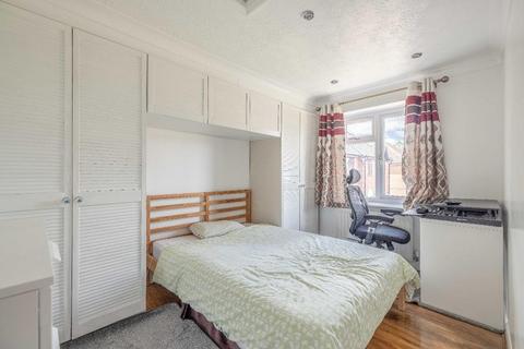 1 bedroom maisonette for sale, Mitchell Close, Slough, SL1 9DY