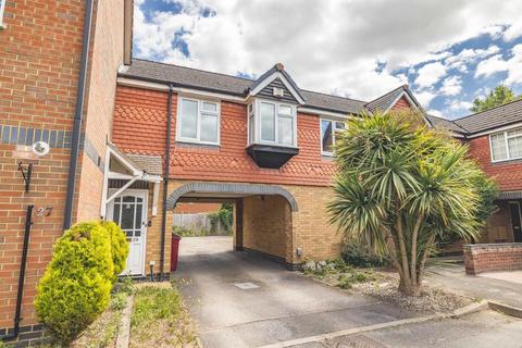 1 bedroom maisonette for sale, Mitchell Close, Slough, SL1 9DY