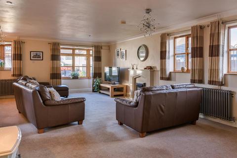 4 bedroom detached house for sale, North Parade, Holbeach, Lincolnshire, PE12 7AJ