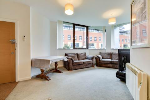 4, Avebury House Bentham Close, Swindon, SN5 7FS