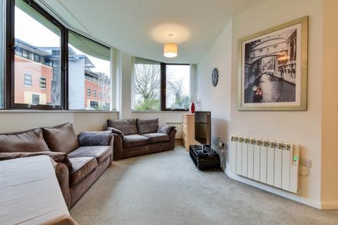 4, Avebury House Bentham Close, Swindon, SN5 7FS
