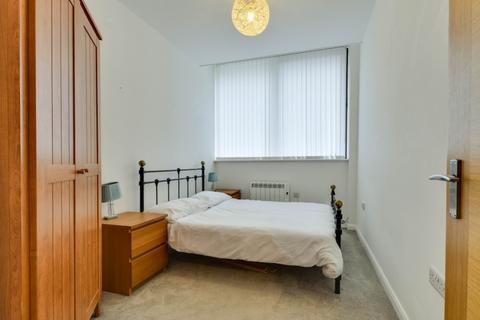 4, Avebury House Bentham Close, Swindon, SN5 7FS