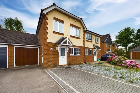 undefined, Green Lane, Winnersh, Wokingham, Berkshire, RG41