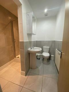 2 bedroom apartment to rent, Edge Lane, Liverpool L7