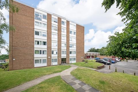 3 bedroom apartment for sale, Priory Crescent, London, SE19