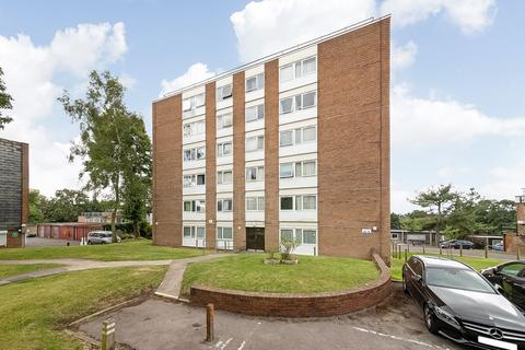 3 bedroom apartment for sale, Priory Crescent, London, SE19