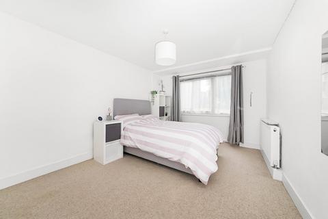 3 bedroom apartment for sale, Priory Crescent, London, SE19