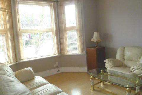 2 bedroom apartment to rent, Beaumont Road, Purley, CR8