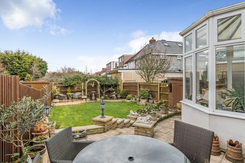 3 bedroom detached house for sale, Worcester Park, Worcester Park KT4