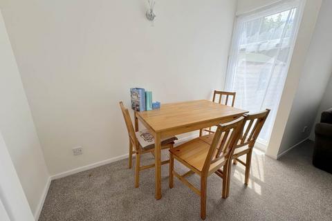 4 Maes Henllan, Llandre, Bow Street, SY24 5DD