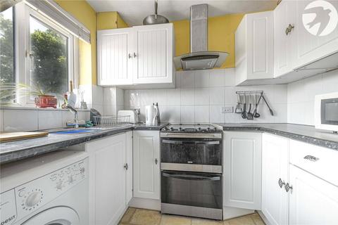 1 bedroom flat for sale, Winston Close, Greenhithe, Kent, DA9