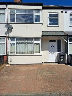 3 bedroom house to rent, Staines Road, Ilford