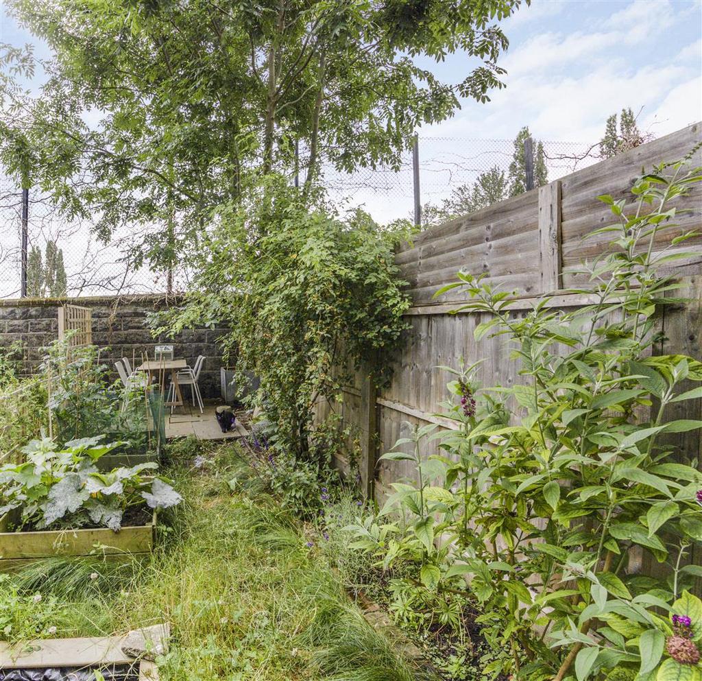 108   Clementina Road (unerdited cropped) -046.jpg