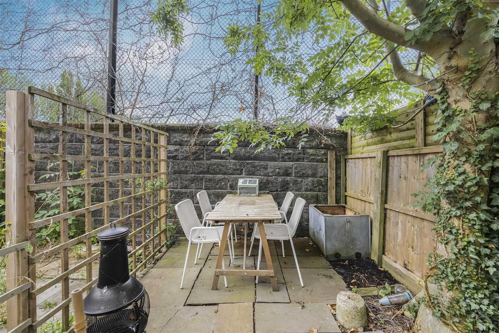 108   Clementina Road -014.JPG