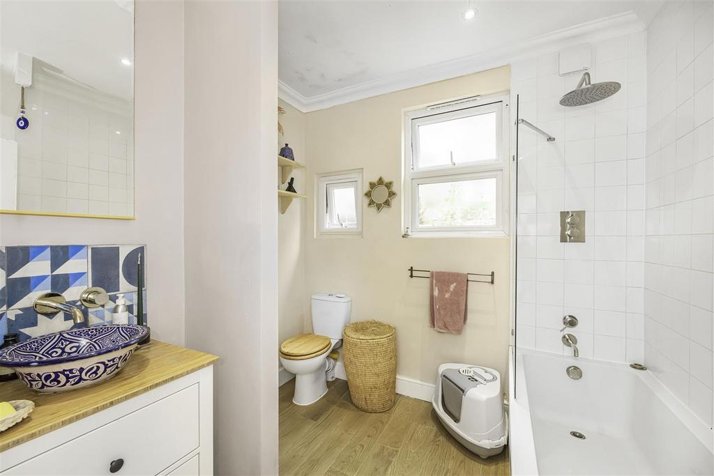 108   Clementina Road -008.JPG