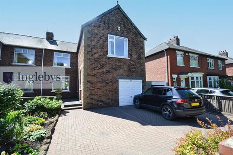 3 bedroom semi-detached house for sale, Corporation Road, Redcar