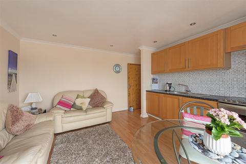 2 bedroom flat for sale, Pier Avenue, Tankerton, Whitstable