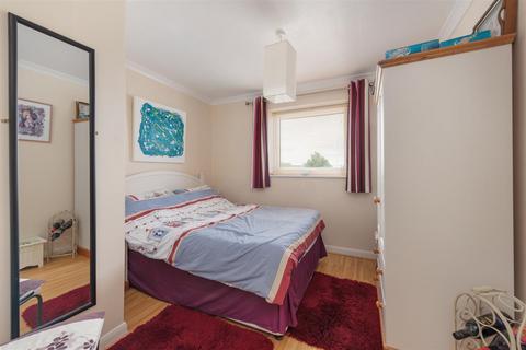 8, Royal Court Pier Avenue, Whitstable, CT5 2SB