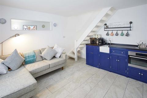 2 bedroom cottage for sale, High Street, Staithes