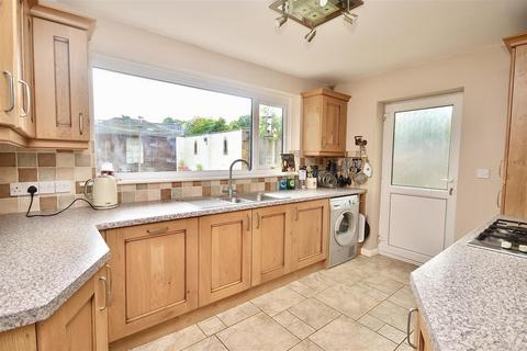 4 bedroom semi-detached house for sale, The Paddocks, Linslade, LU7 2SX