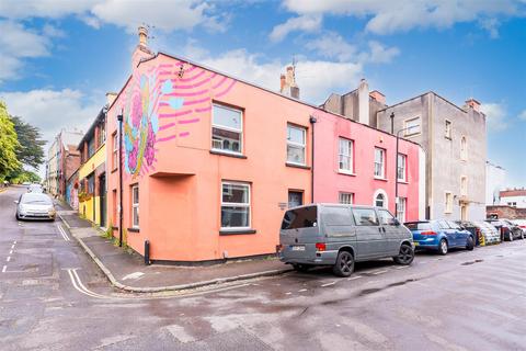 3 bedroom end of terrace house for sale, Bath Buildings, Montpelier, BS6