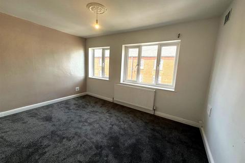31 Hive Street, Oldham, OL8 4QS
