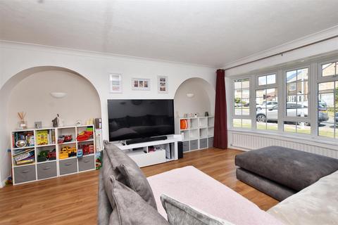 3 bedroom semi-detached house for sale, Firwood Close, Eastbourne