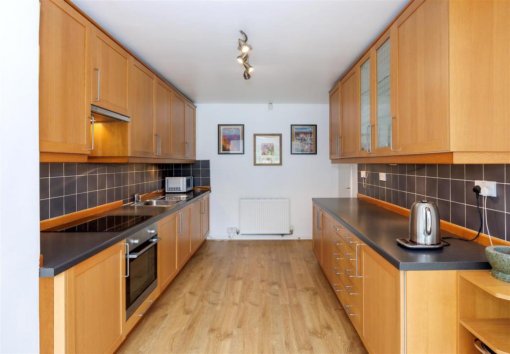 Kitchen 1 1 N9 A3927.jpg