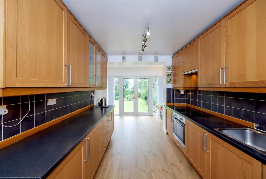 Kitchen 2 1 N9 A3959.jpg