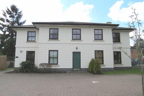 1 bedroom flat to rent, Flat 8 Hamilton Court 46 Church RoadMalvern