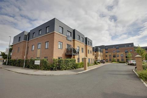 1 bedroom apartment for sale, Springs Court,Cottingham