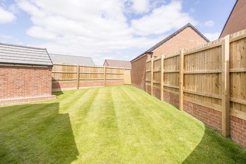 4 bedroom detached house for sale, Bramble Road, Lutterworth