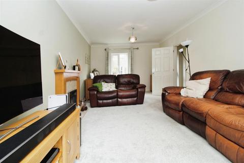 4 bedroom detached house for sale, Berrybanks, Rugby CV22